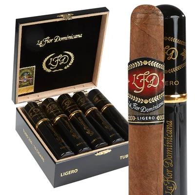 La Flor Dominicana Ligero